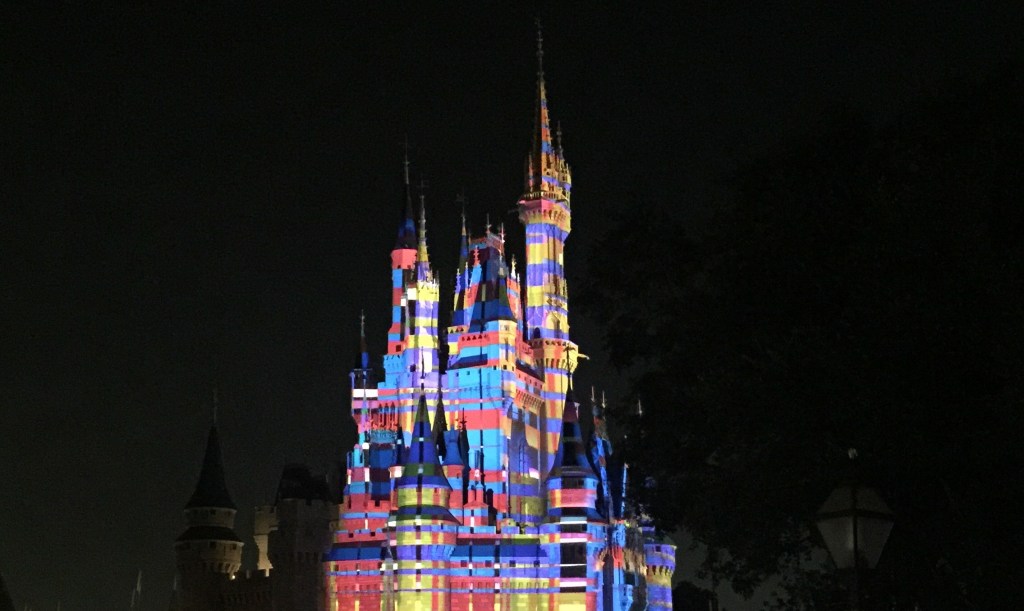 The spectacular visual pre-fireworks show.