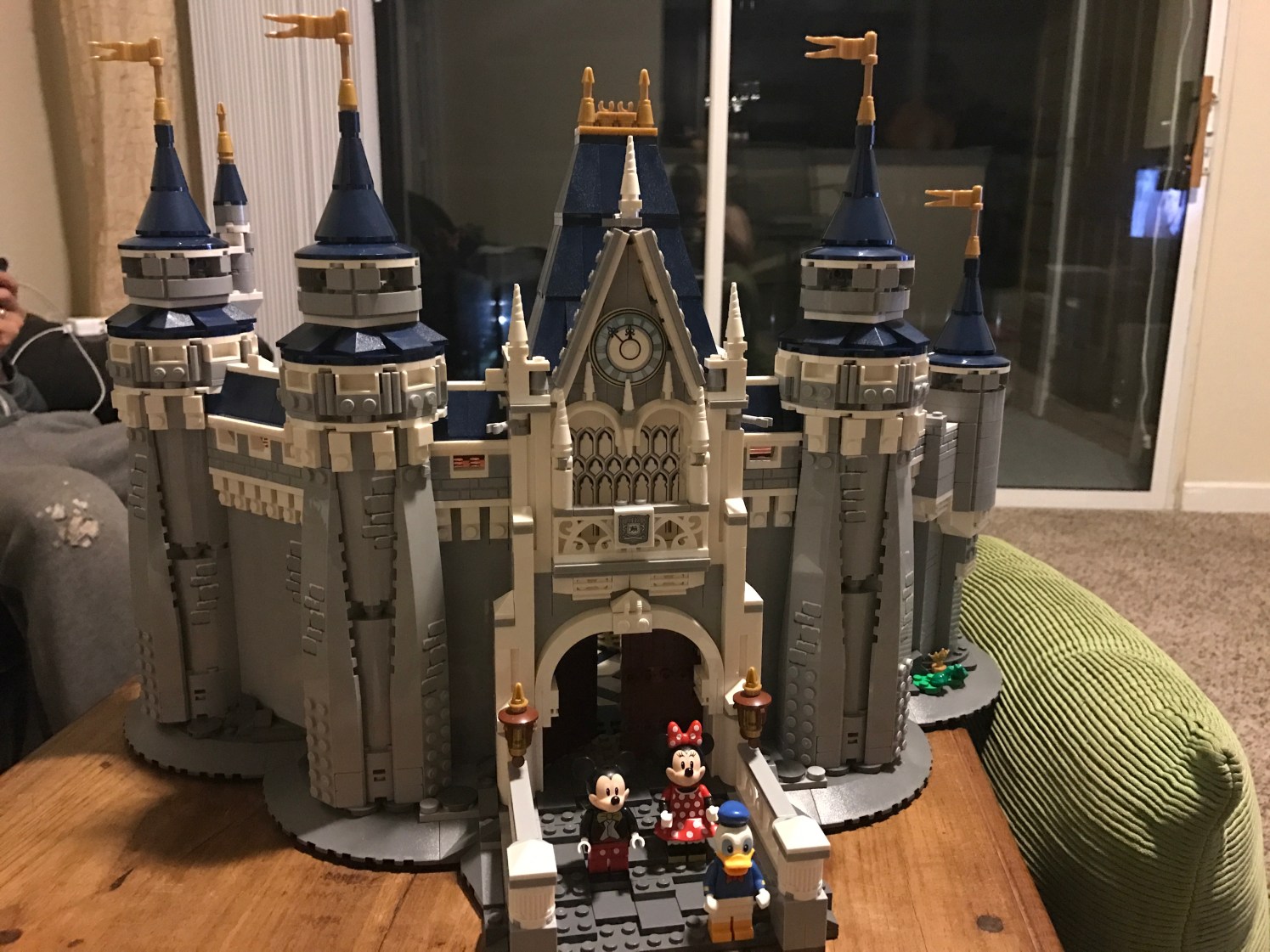 photo-feb-04-11-36-33-pm